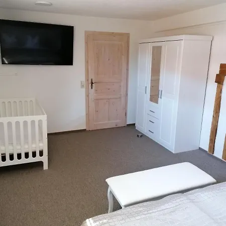 Blumenwerkstatt Mit Sauna Und Jacuzzi 아파트