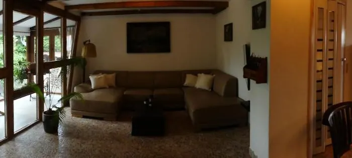 Blumenwerkstatt Mit Sauna Und Jacuzzi Apartament